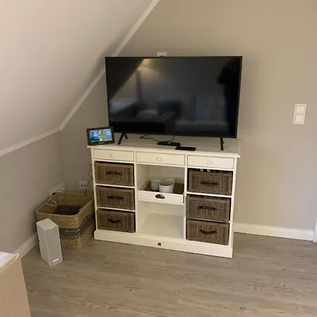 NEU - Keitum - hochwertig und gemütlich Wohnen unter Reet *