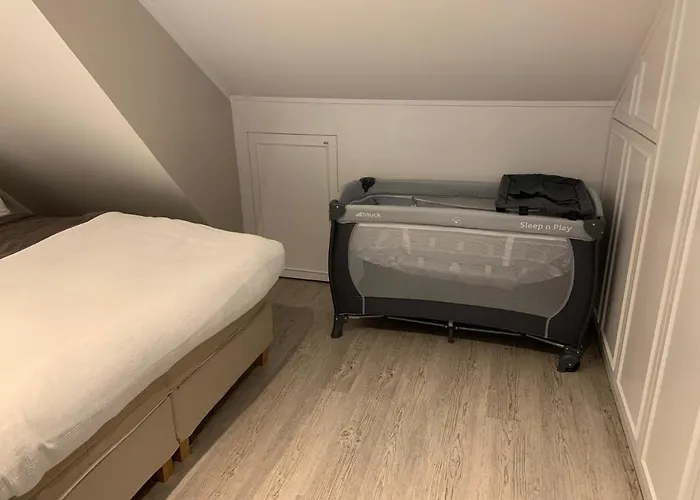 Neu In - Hochwertige Unter Reet Mit Strandkorb *